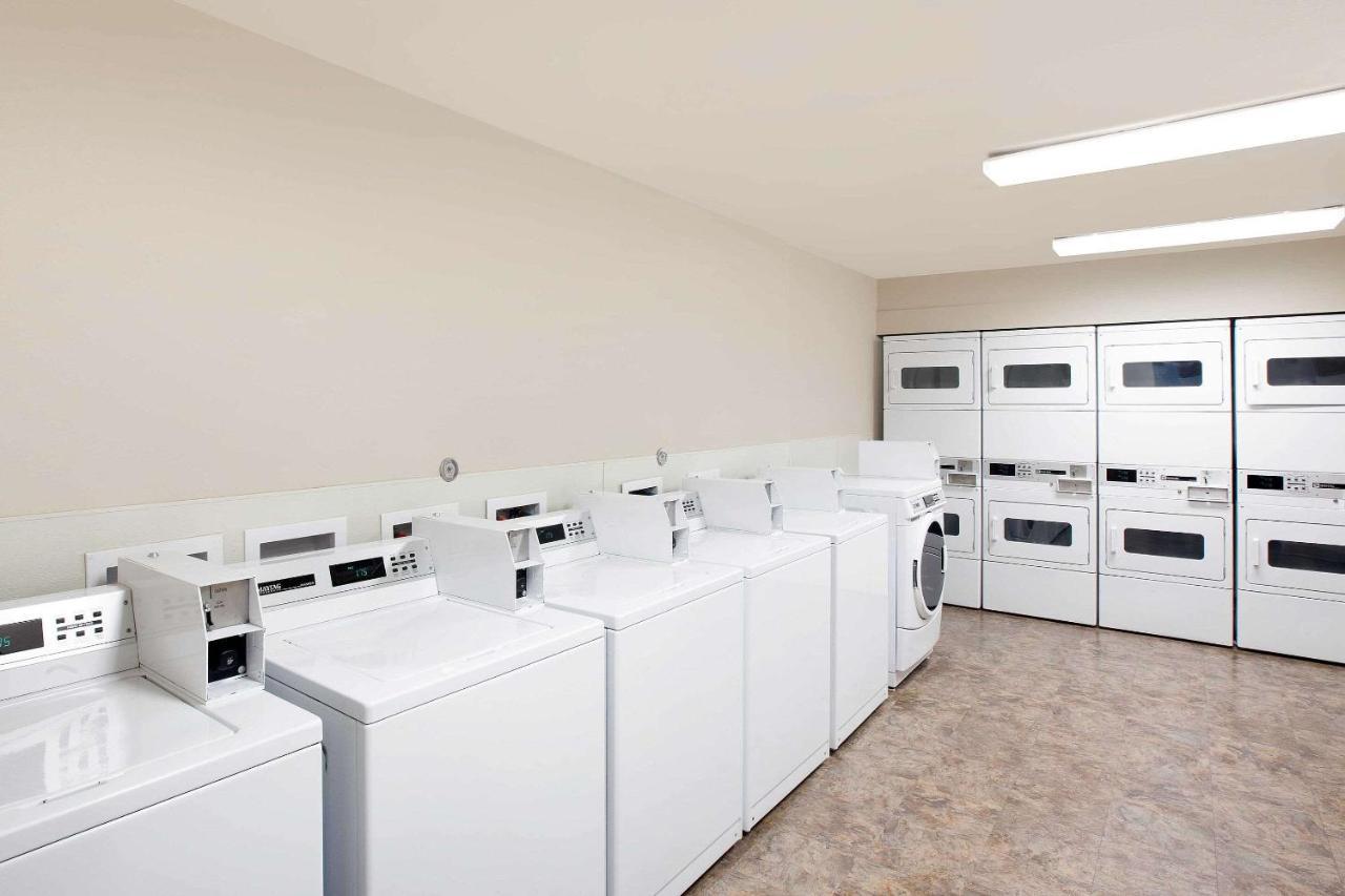 Woodspring Suites קולג' סטיישן מראה חיצוני תמונה